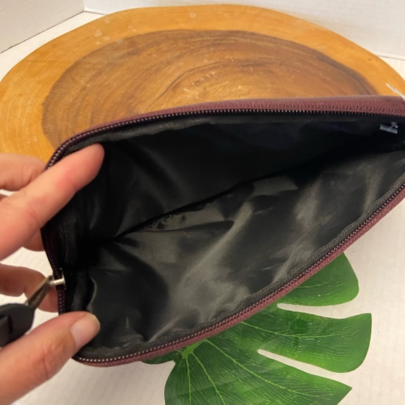 Hershel Tablet IPad Case - Picture 5 of 9